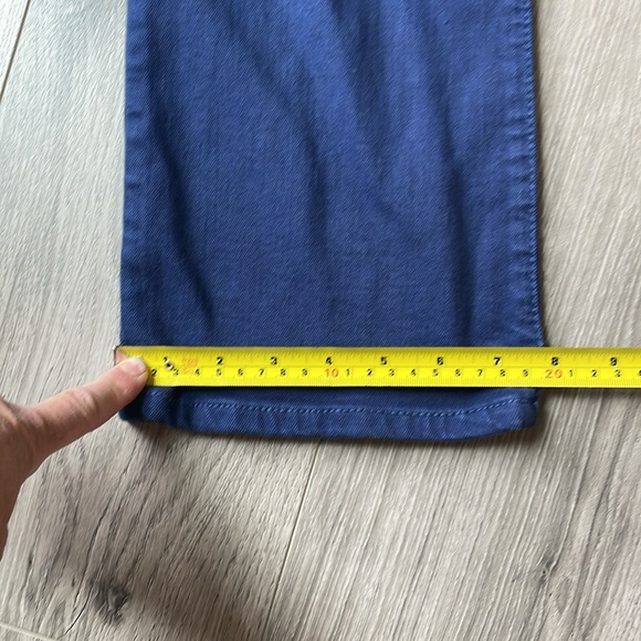 ARITZIA Talula Like New Blue High Rise with kick flare . - Picture 9 of 10